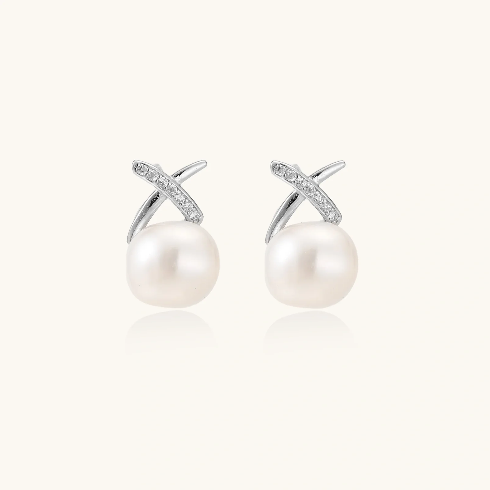 Luminous Pearl Drop Earrings - Image 4